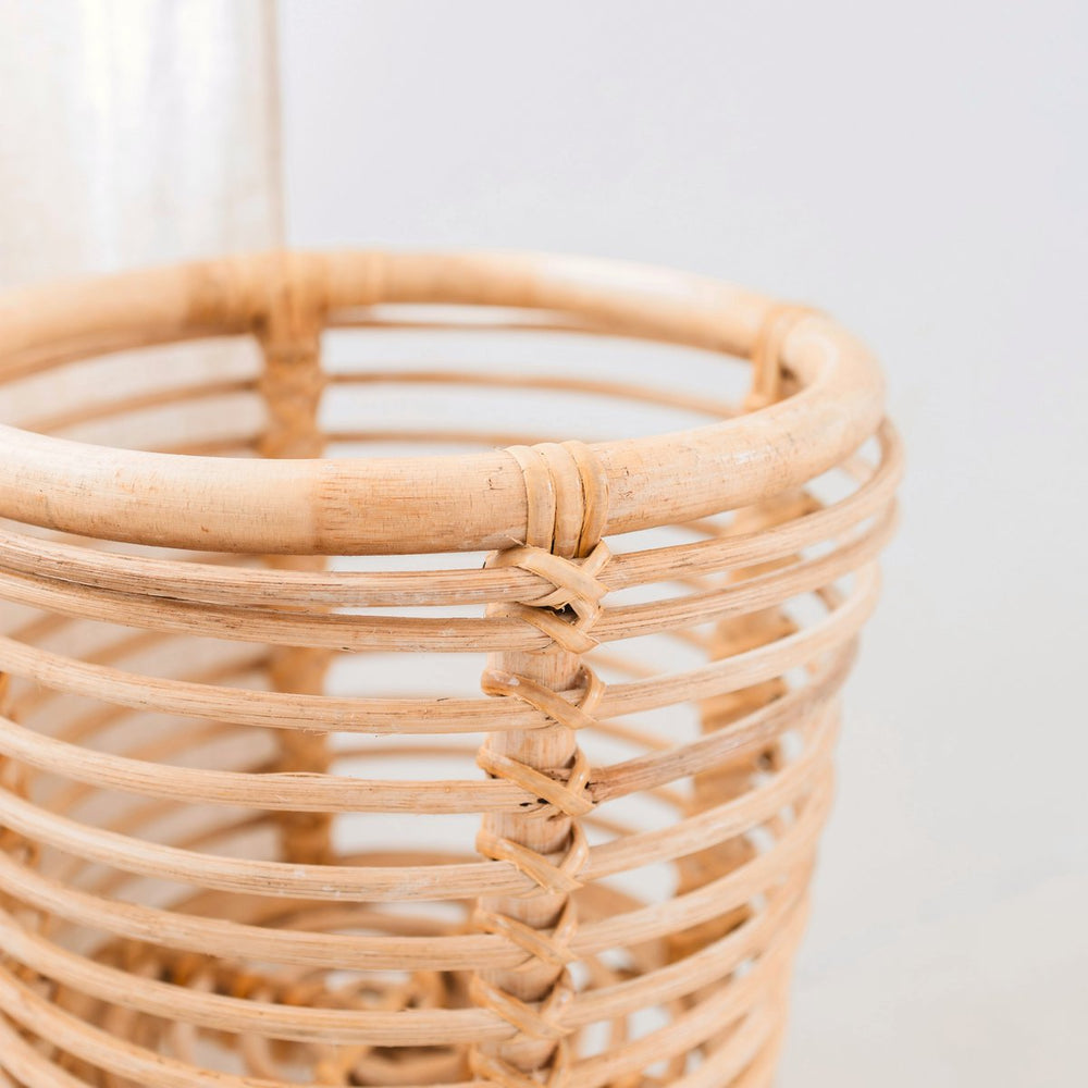 Natural rattan round plant stand